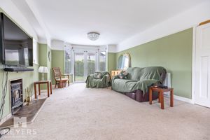 Photo 14- click for photo gallery